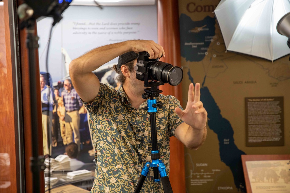 USS George H.W. Bush Sailors Take Cruisebook Portraits