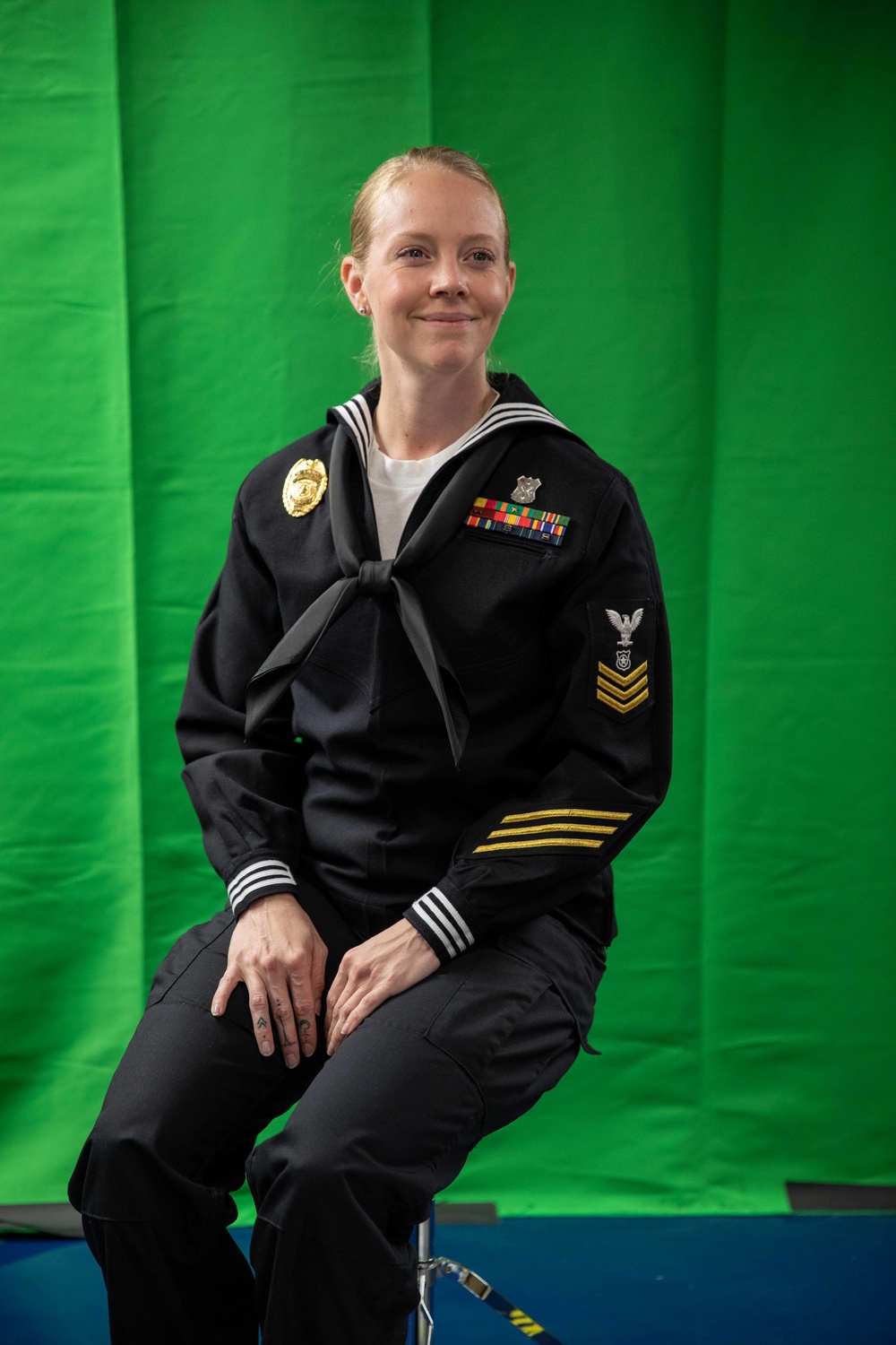 USS George H.W. Bush Sailors Take Cruisebook Portraits