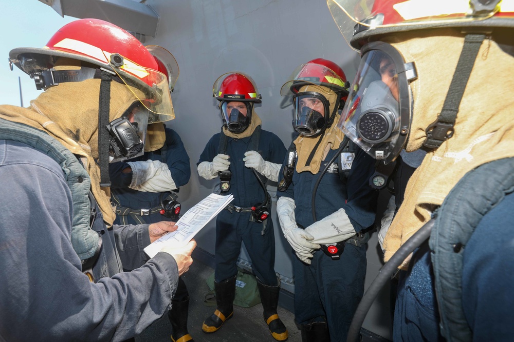 USS Cole Conducts a General Quarters drill.