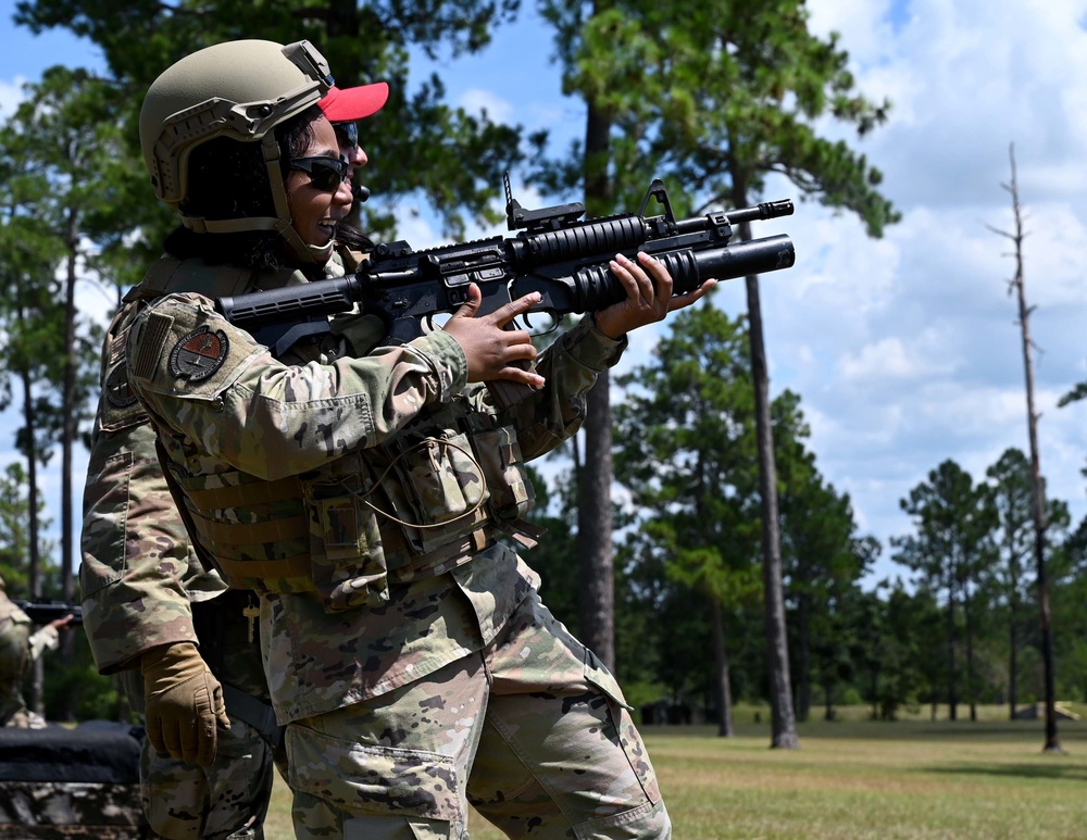 908 SFS use Fort Rucker ranges for weapons training