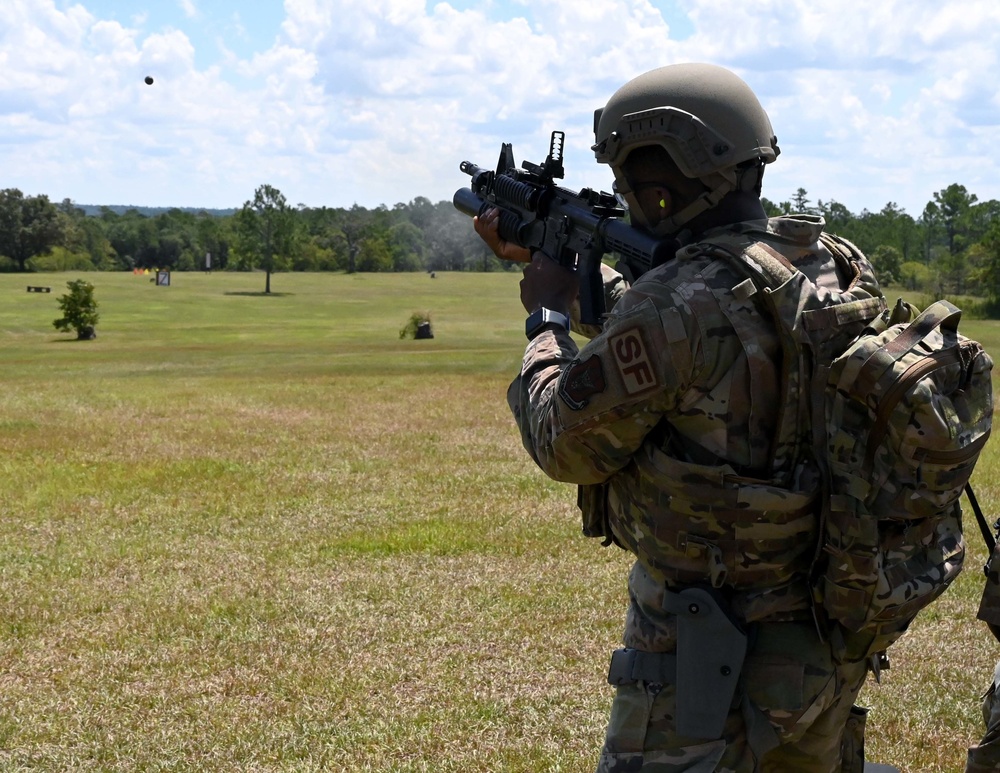 908 SFS use Fort Rucker ranges for weapons training