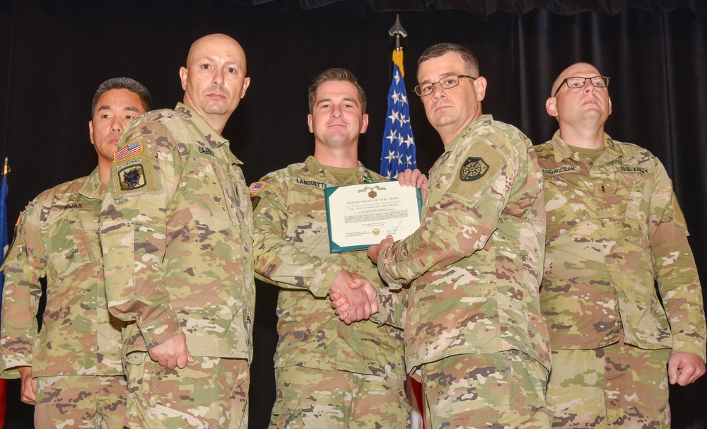 1st Cyber Battalion bids farewell to Cyber Protection Teams 183 and 186