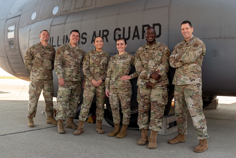 182nd Airlift Wing recruiting and retention team group photo Aug. 18, 2022