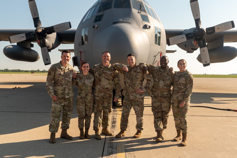 182nd Airlift Wing recruiting and retention team group photo Aug. 18, 2022