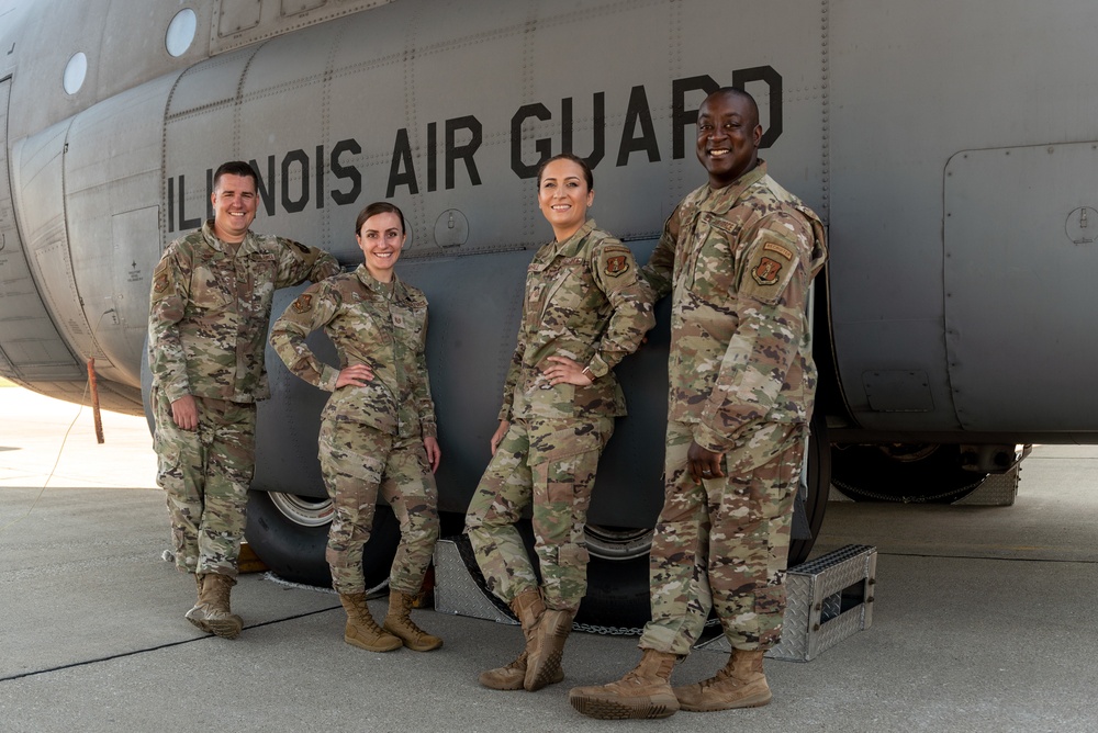 182nd Airlift Wing recruiting team group photo Aug. 18, 2022