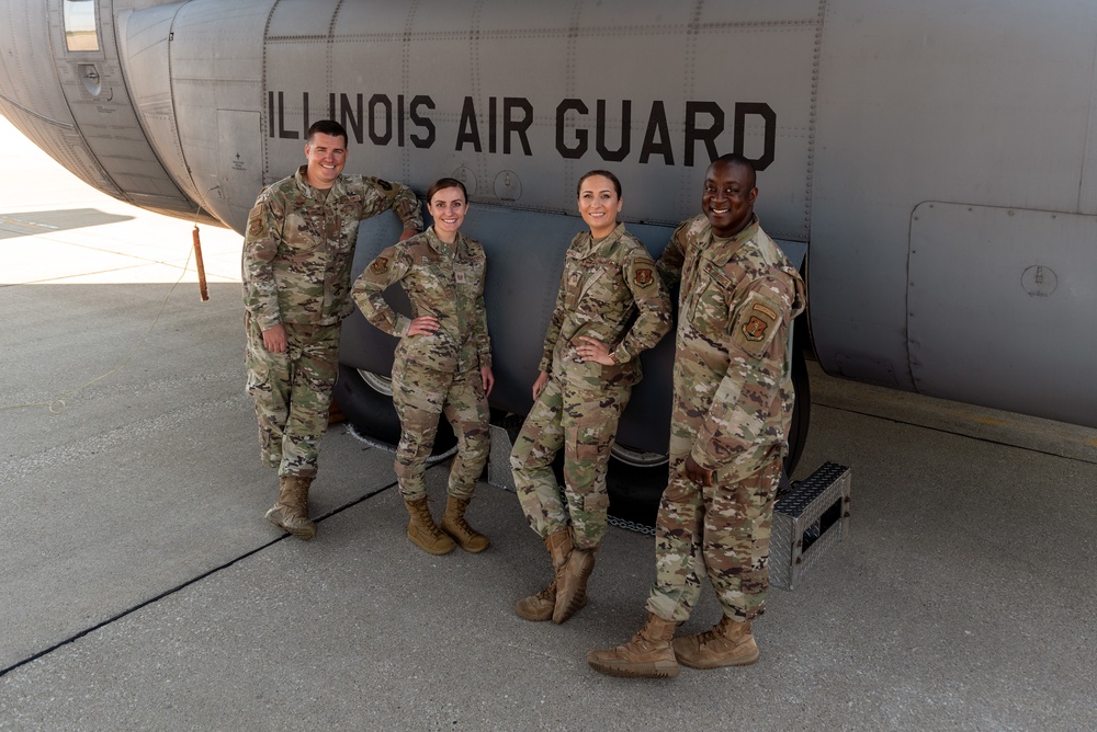 182nd Airlift Wing recruiting team group photo Aug. 18, 2022