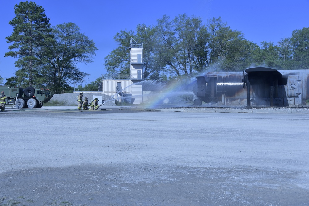 Michigan National Guard Firefighters train at Northern Strike 22-2