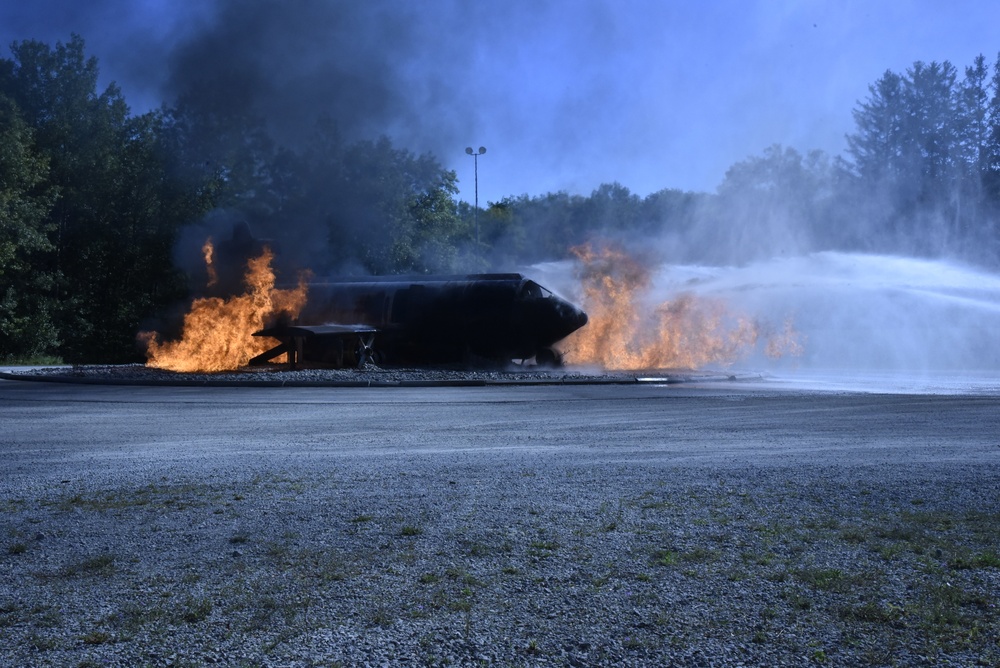 Michigan National Guard Firefighters train at Northern Strike 22-2