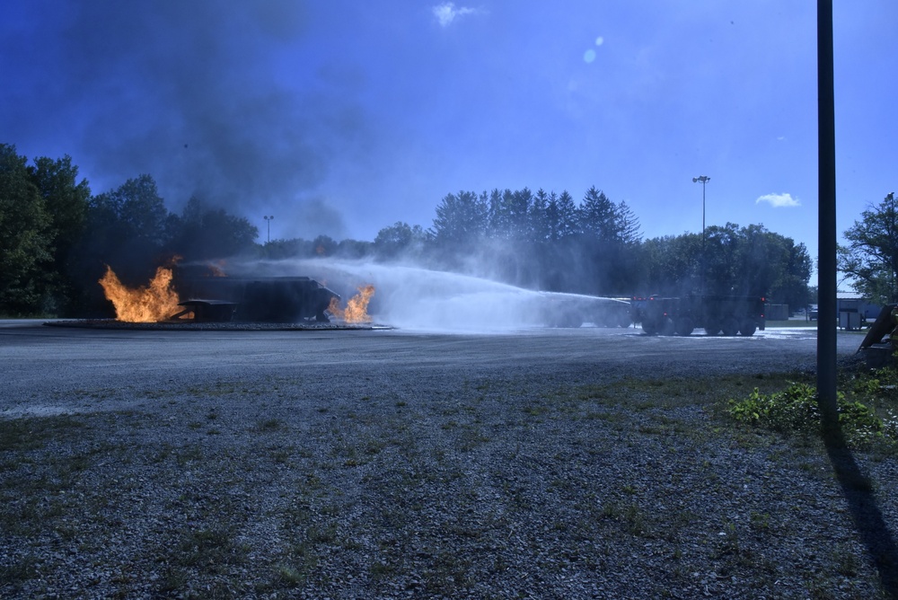 Michigan National Guard Firefighters train at Northern Strike 22-2