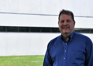 From the Mat to the Workplace: NSWC Dahlgren Division Senior Systems Engineer Volunteers with Local Wrestling Program