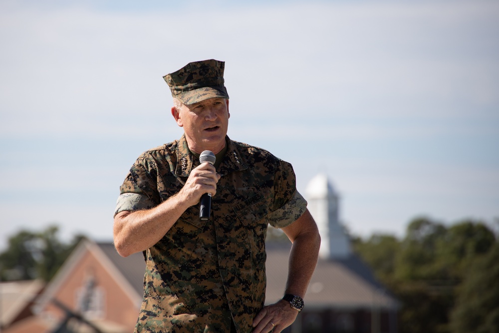 II Marine Expeditionary Force Change of Command