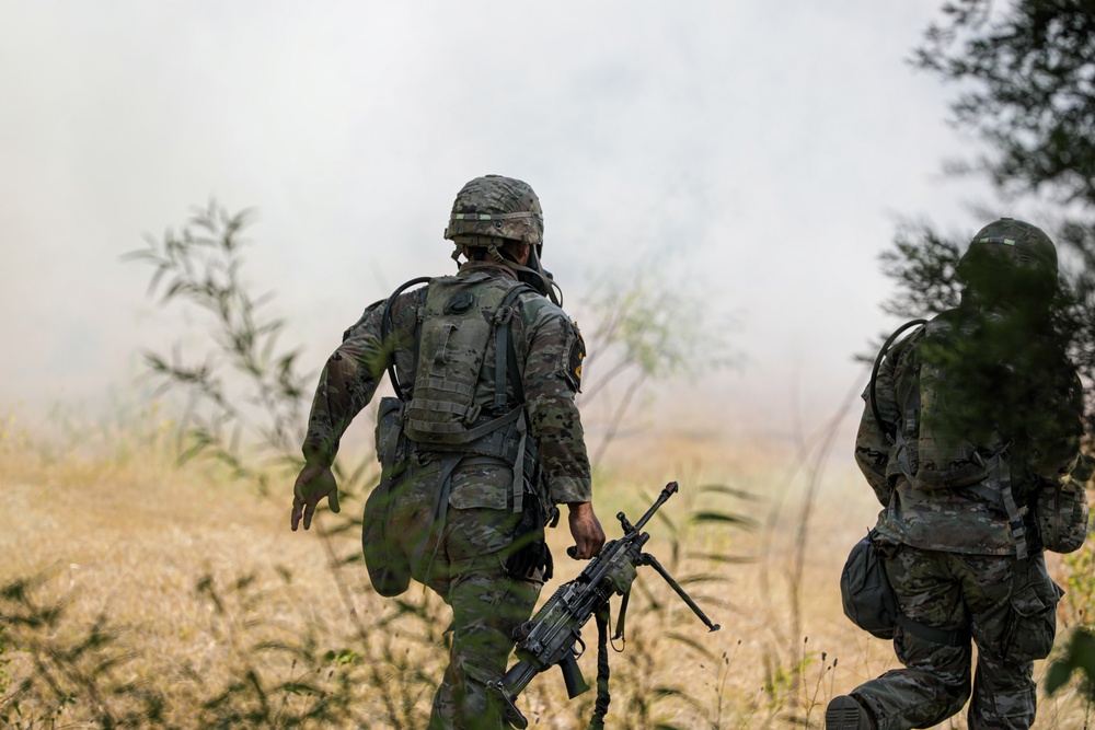 US Army Forces Command Best Squads Compete in a CBRNE Lane