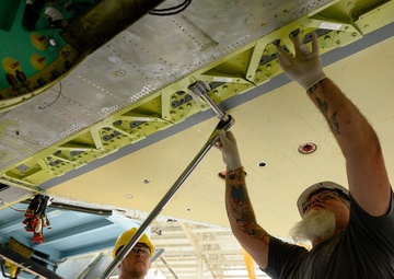 573rd AMXS working largest F-16 SLEP to date