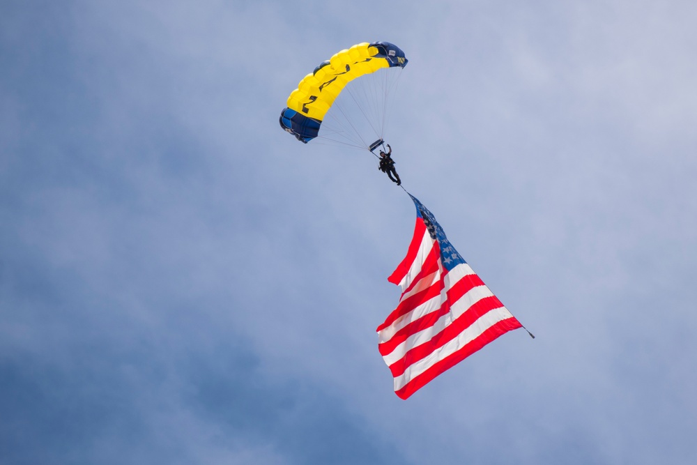 U.S. Navy Leap Frogs drop in at Cheyenne Frontier Days