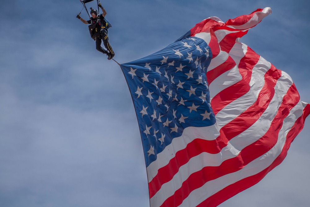 Navy Leap Frogs at Cheyenne Frontier Days