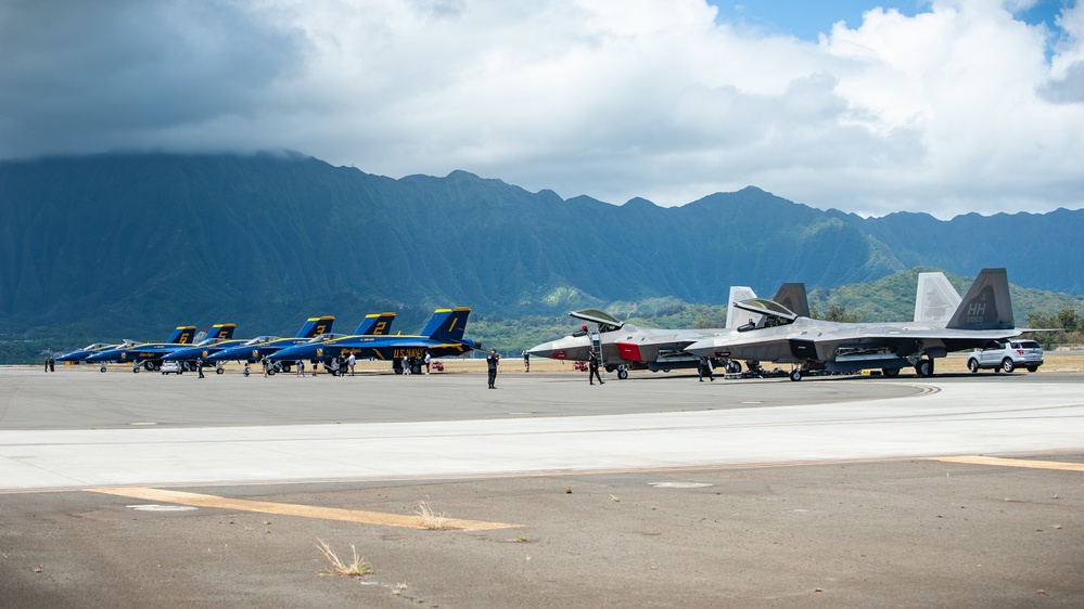 Hawaii ANG connects with community at joint air show