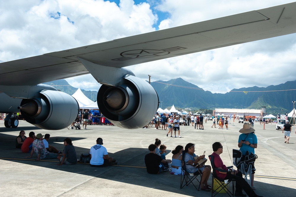 Hawaii ANG connects with community at joint air show