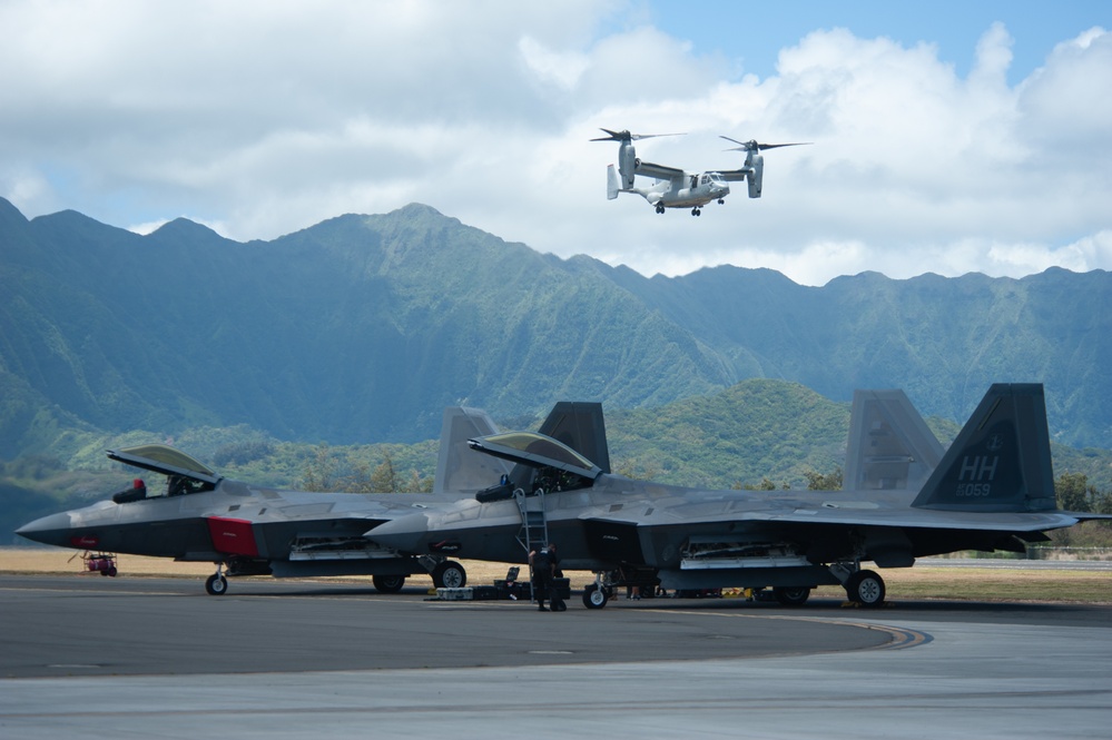 Hawaii ANG connects with community at joint air show