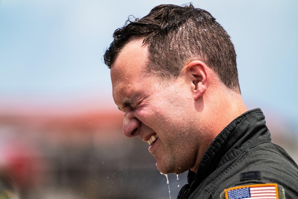 MacDill pilots celebrate after final flight
