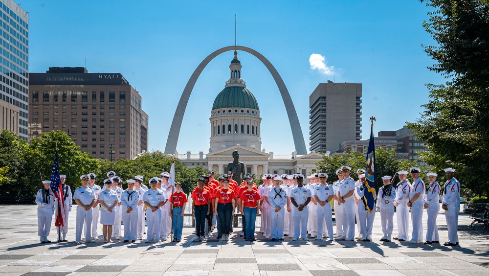 DVIDS - News - 64th Annual Recruit Cardinal Company Enlists at Busch Stadium