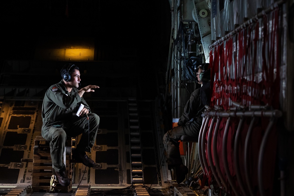 VMGR-152 Supports VMFA-121 and the 31st MEU with Aerial Refueling