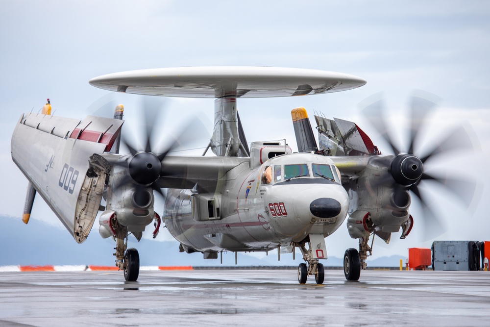 CVW-5 Returns to MCAS Iwakuni