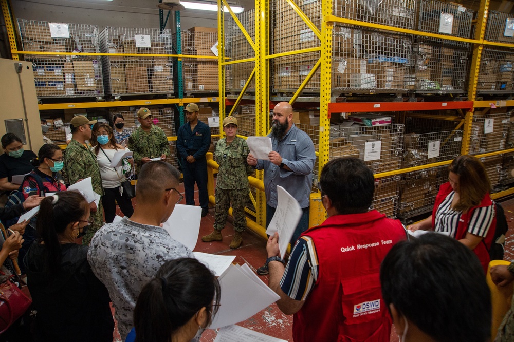 Pacific Partnership HA/DR Supply Chain Management Tour Aboard USNS Mercy