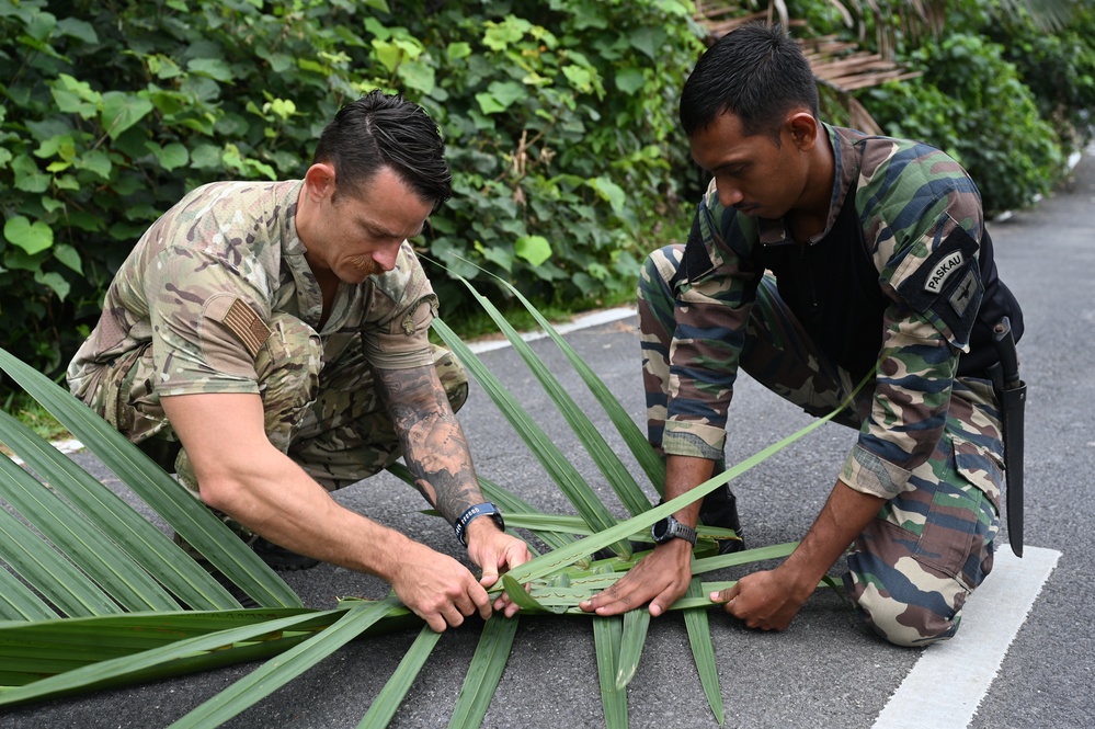 USAF, RMAF survival specialists share jungle expertise during PAC ANGEL 22