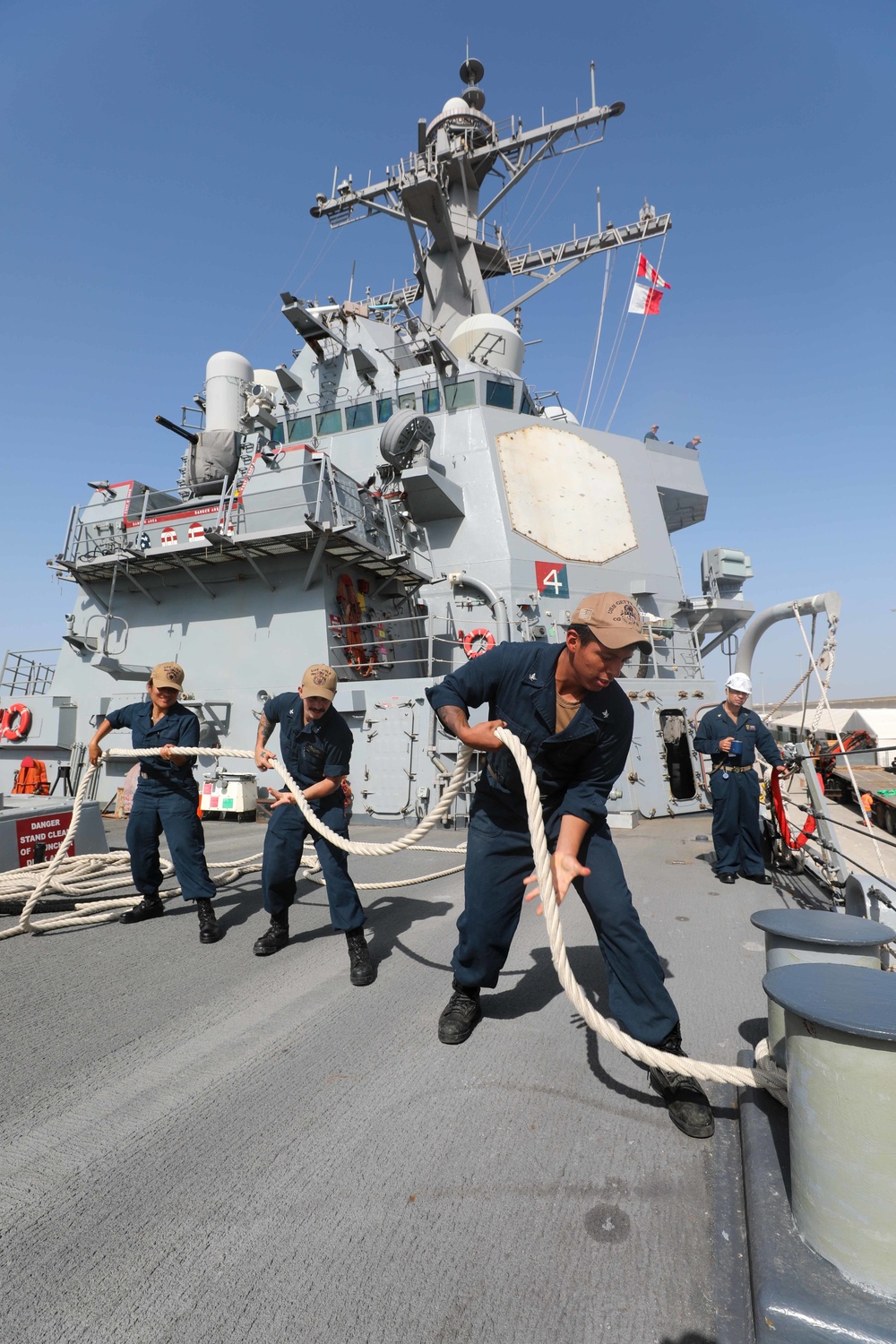 USS Cole departs Valencia, Spain