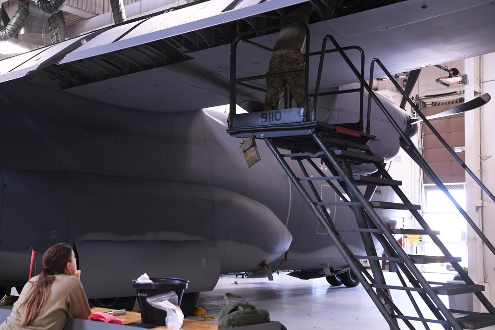 193 SOW Aircraft Fuel Systems Specialists