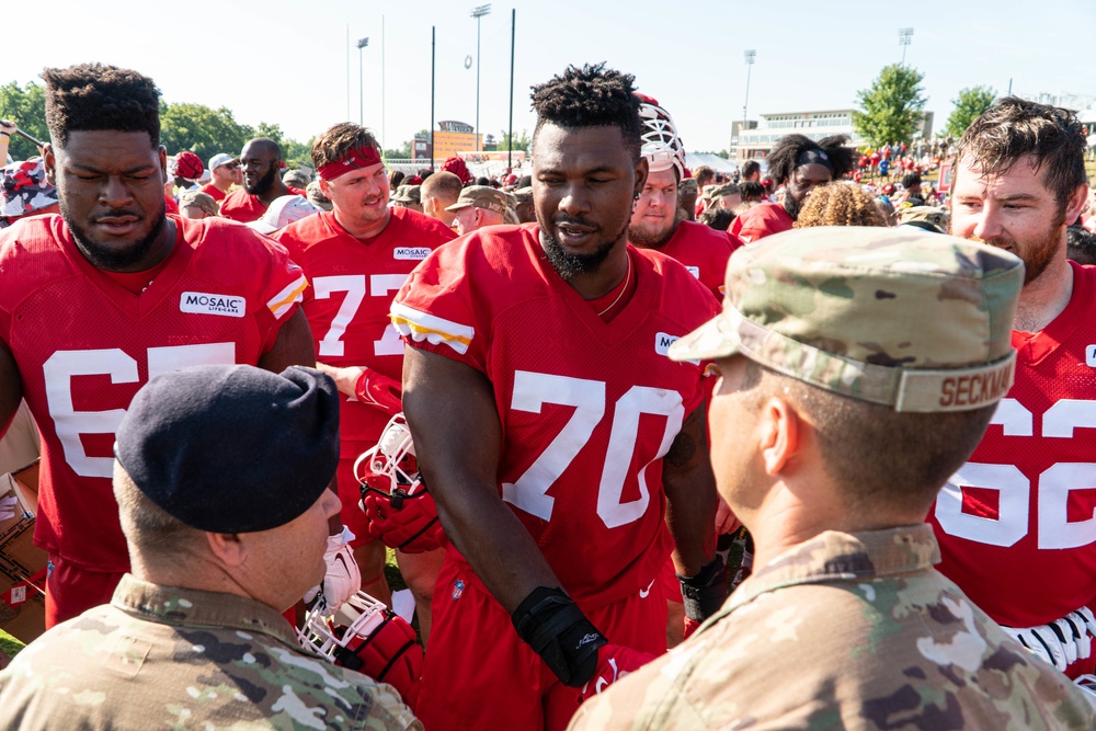 Kansas City Chiefs host military appreciation day at training camp