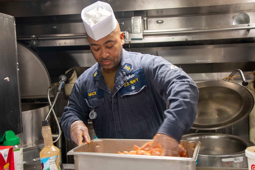 Chiefs Aboard the Gunston Hall Cook Supper