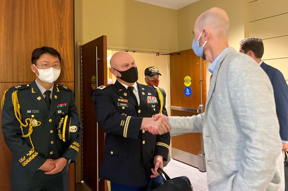 South Korea's Minister of Defense Visits Veterans at Armed Forces Retirement Home