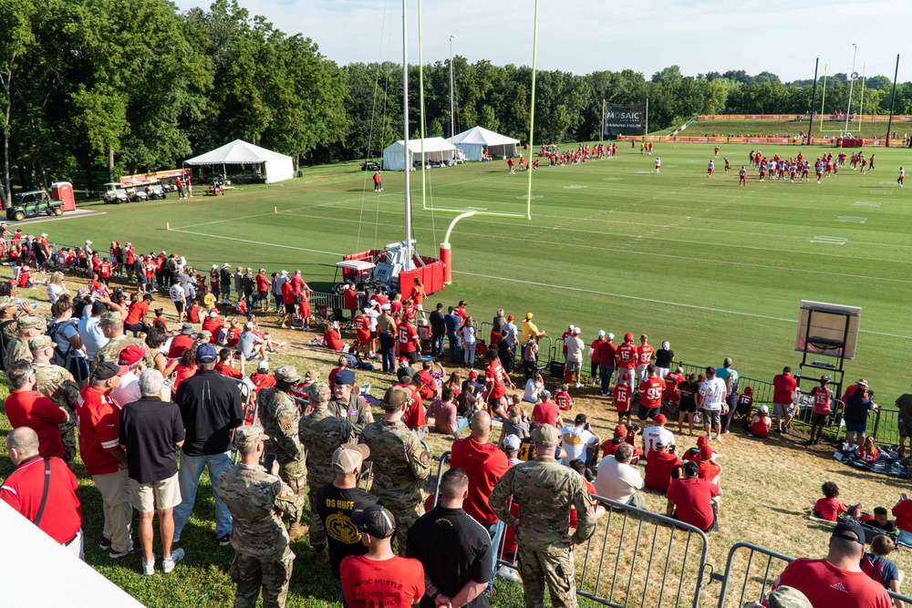 Kansas City Chiefs host military appreciation day at training camp