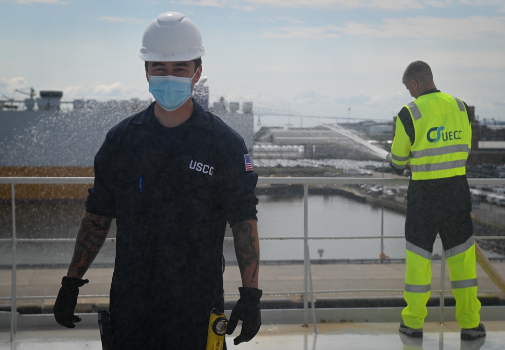 Coast Guard examines LNG car carrier