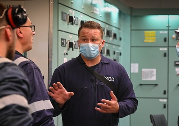 Coast Guard examines LNG car carrier