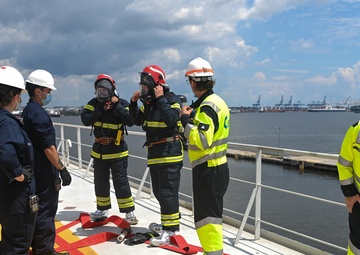 Coast Guard examines LNG car carrier