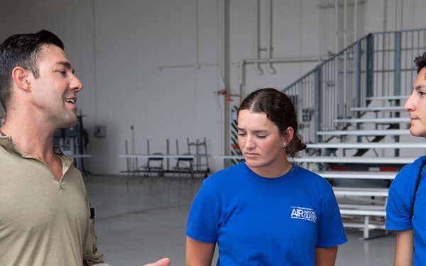 193 SOW Hosts Career Fair