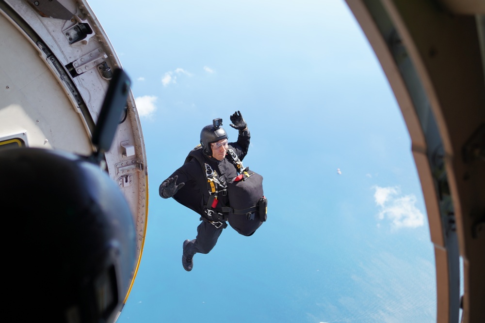 The U.S. Army Parachute Team jumps for the Chicago Air and Water Show