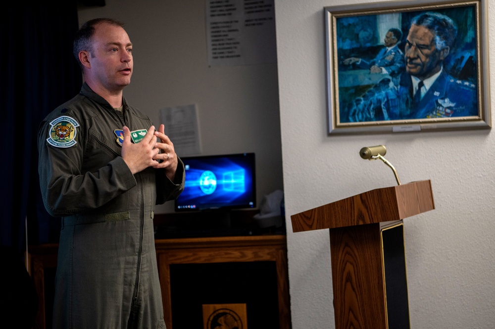 Honorary commanders visit JBSA-Randolph mission partners