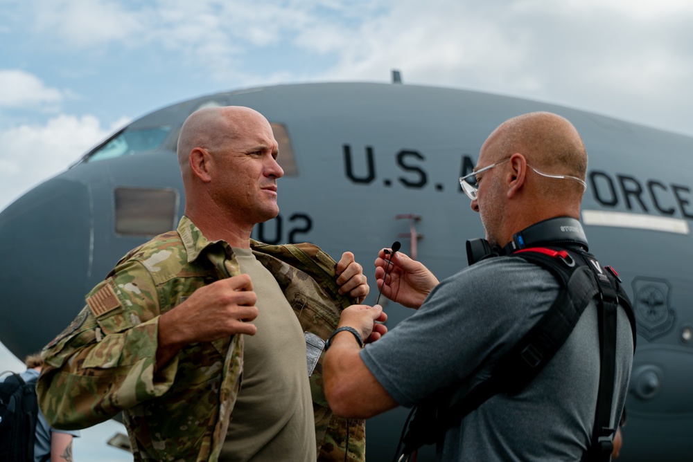 Fox News Interviews OAR C-17 crewmembers