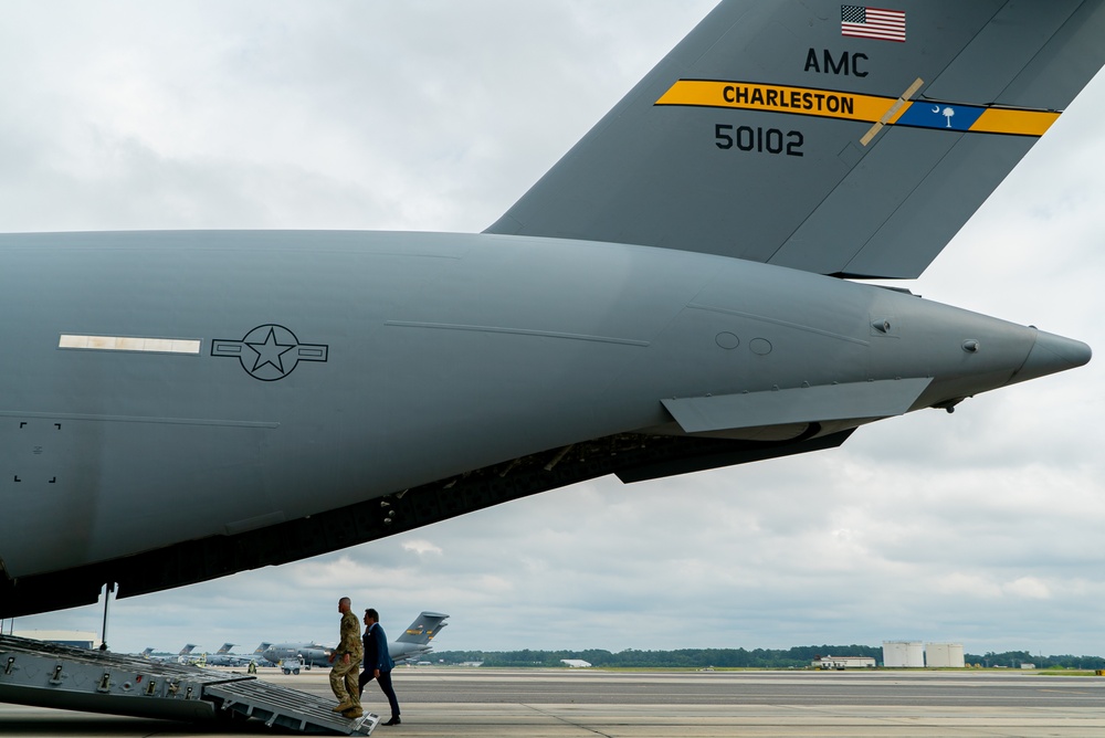 Fox News Interviews OAR C-17 crewmembers
