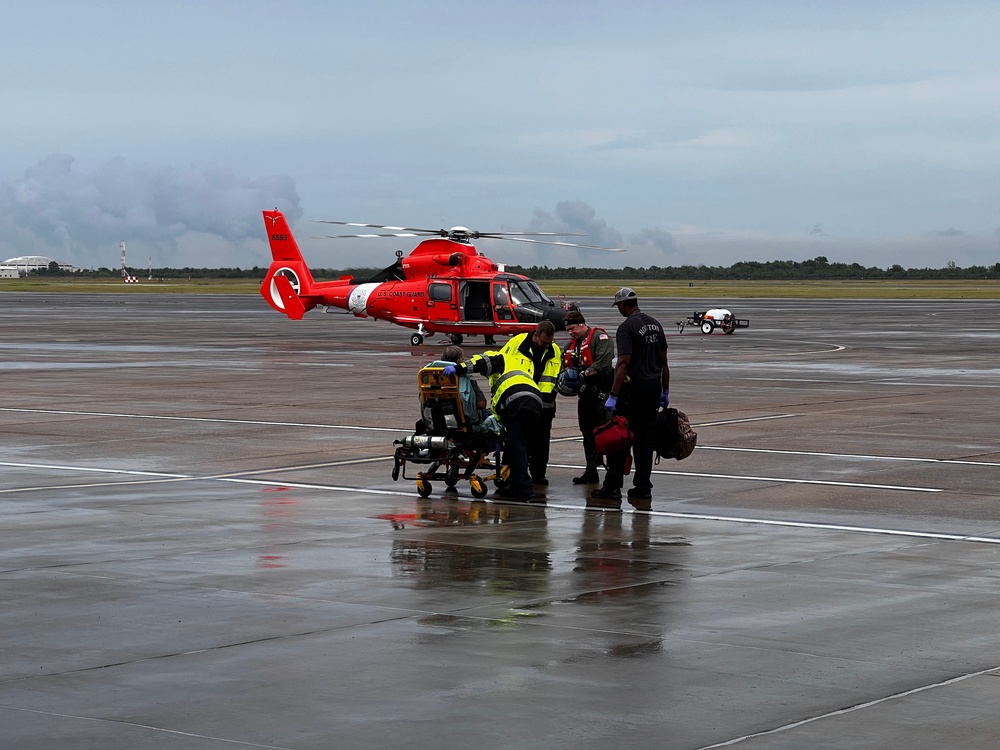 Coast Guard medevacs man from vessel 80 miles offshore Galveston, Texas