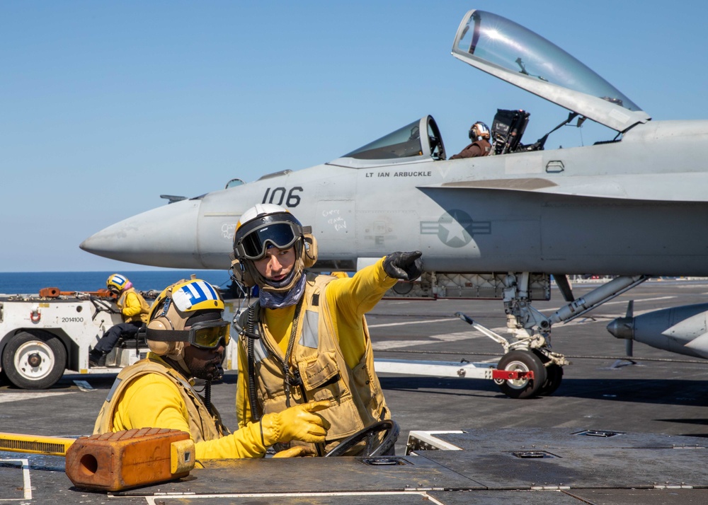 Flight Operations aboard USS George H.W. Bush (CVN 77)