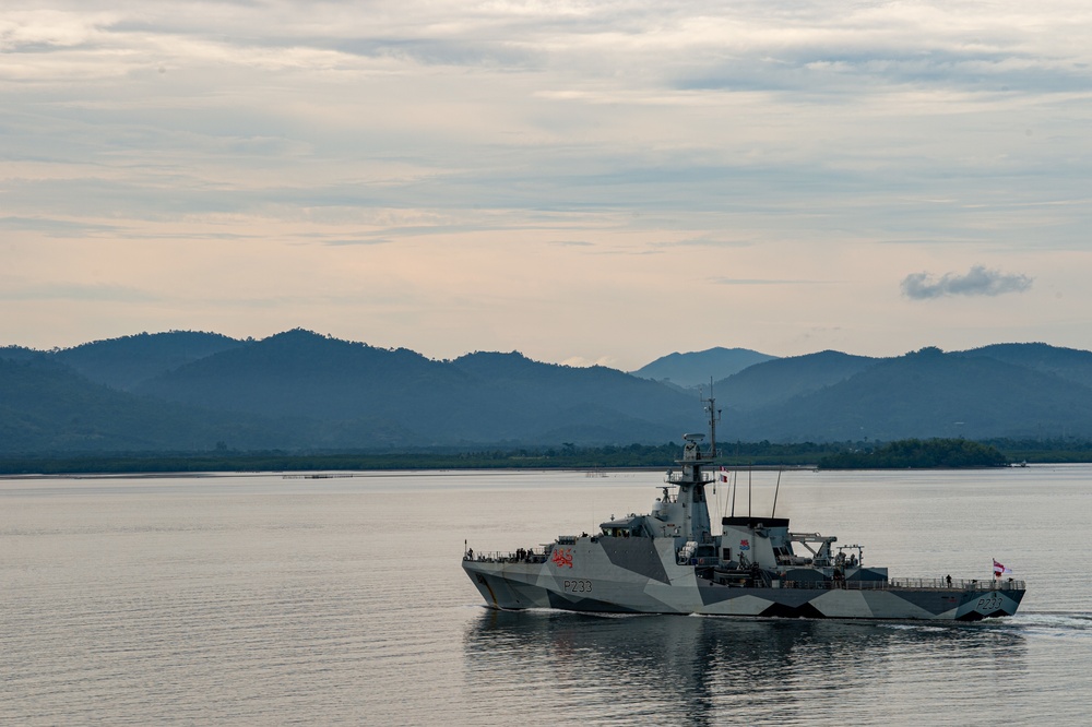 HMS Tamar (P233) Sails Into Puerto Princesa for Pacific Partnership 2022