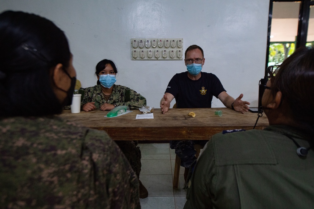 Pacific Partnership 2022 and Royal Australian Air Force Personnel Participate in Aeromedical Subject Matter Expert Exchange