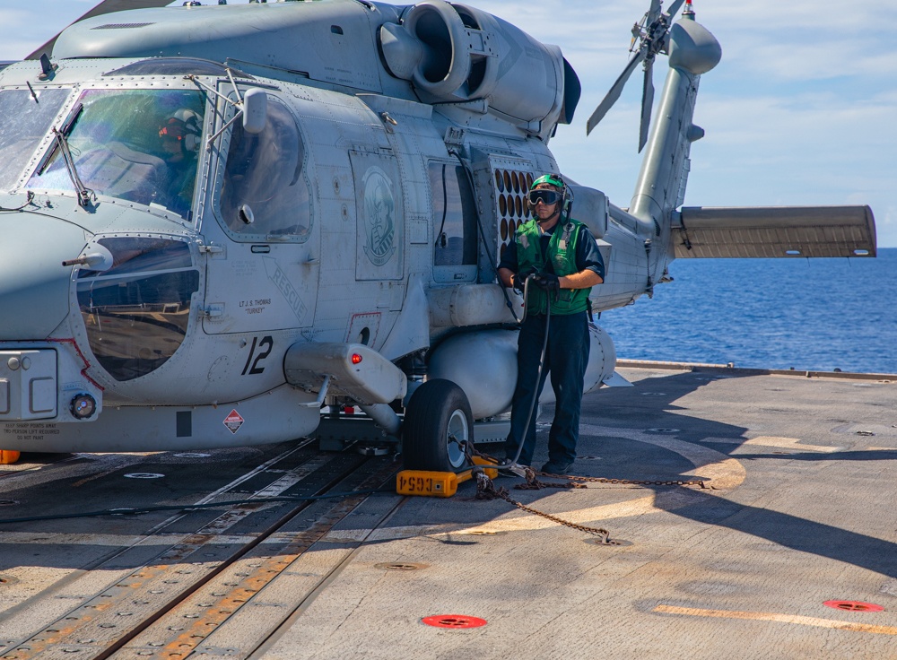 USS Antietam (CG 54) Flight Deck