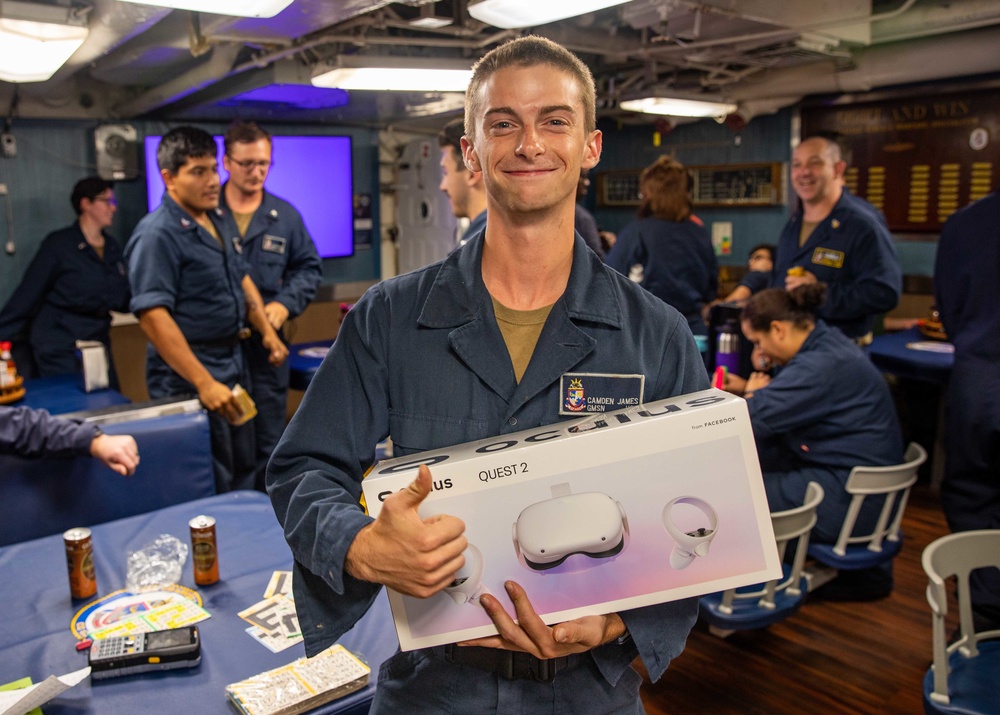 USS Chancellorsville Hosts MWR Bingo Night