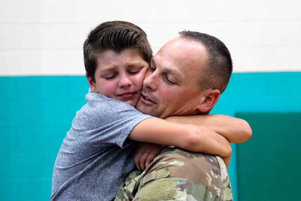 1st Battalion, 64th Armor Regiment Soldiers return from Germany deployment