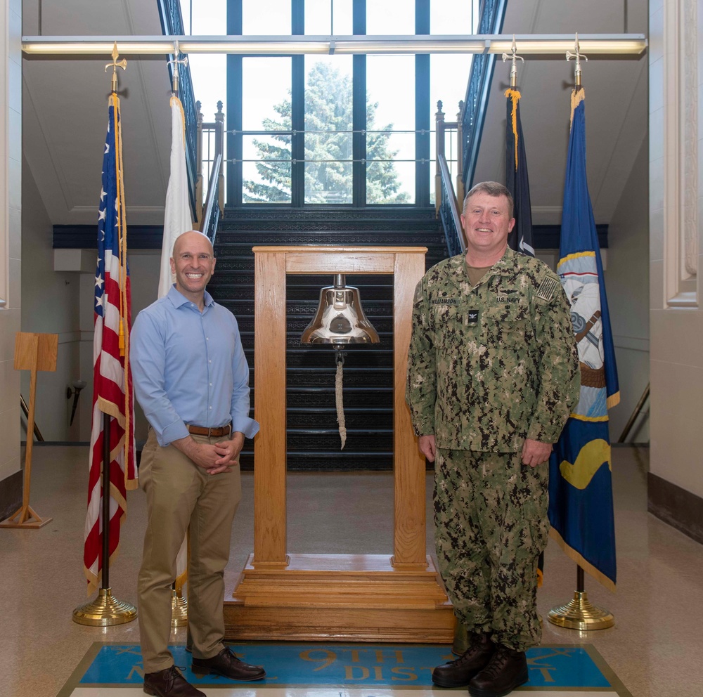 Representative Bob Morgan Visits NSGL